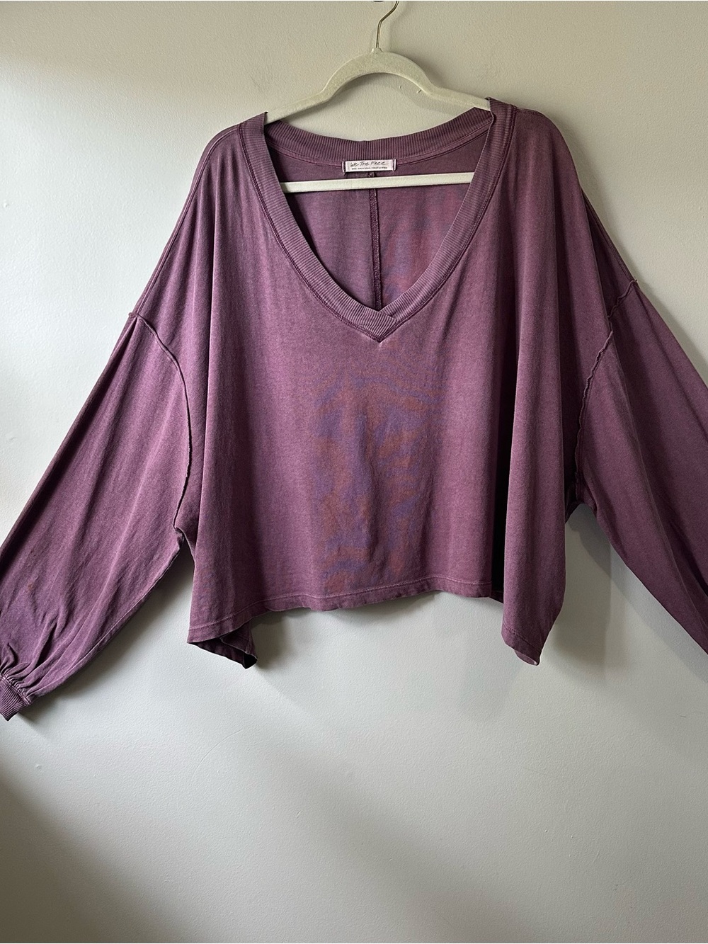 We The Free Buffy Balloon Sleeve Oversized V-Neck Tee Shirt Slouchy Boho Size S